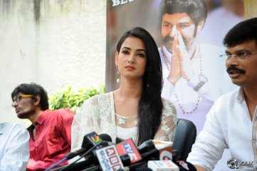 Balakrishna Legend Movie Press Meet